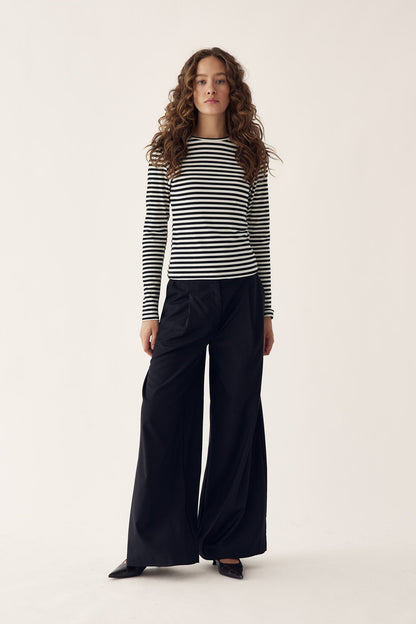Luana Top Ivory Black Stripe