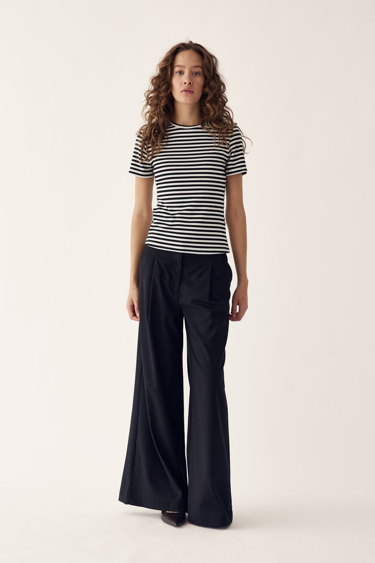 Lizzy Top Ivory Black Stripe