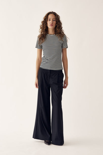 Lizzy Top Ivory Black Stripe