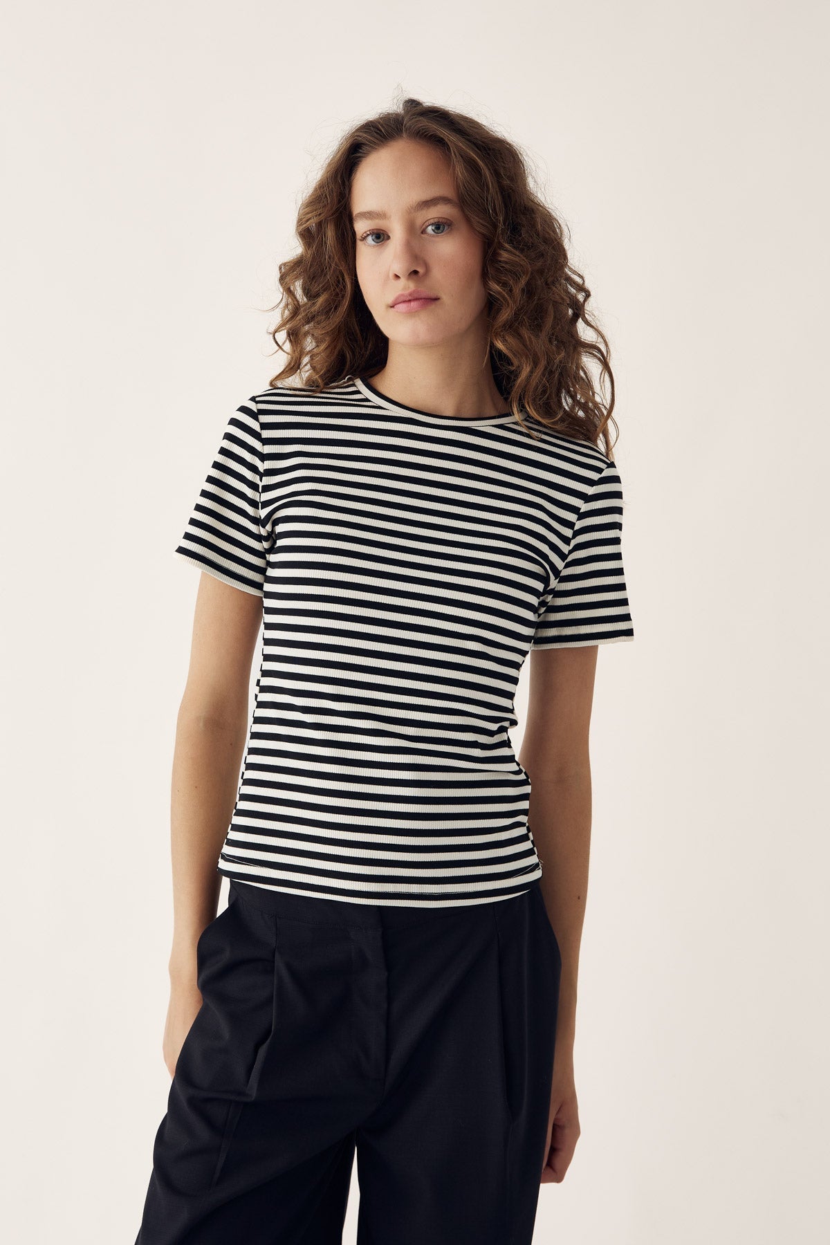 Lizzy Top Ivory Black Stripe