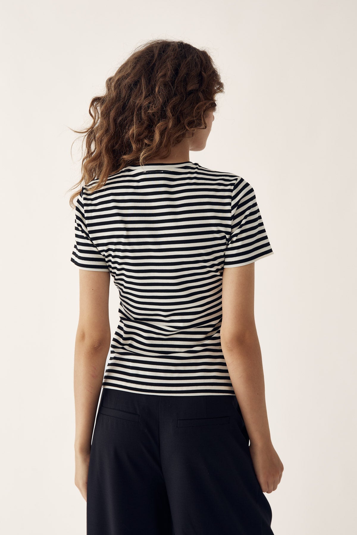Lizzy Top Ivory Black Stripe
