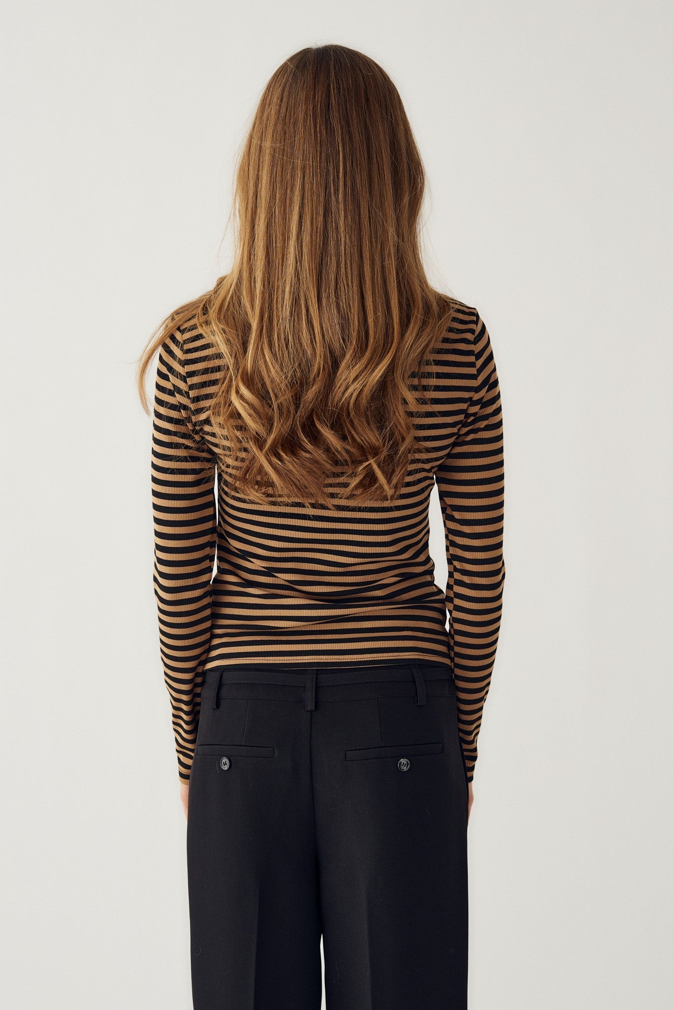 Luana Top Dark Sand Black Stripe